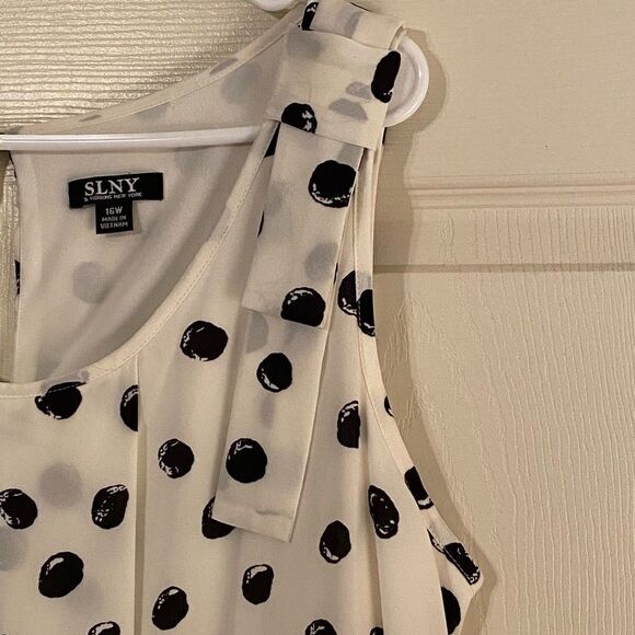 SLNY FASHIONS Black and White Dot DRESS - Picture 3 of 6